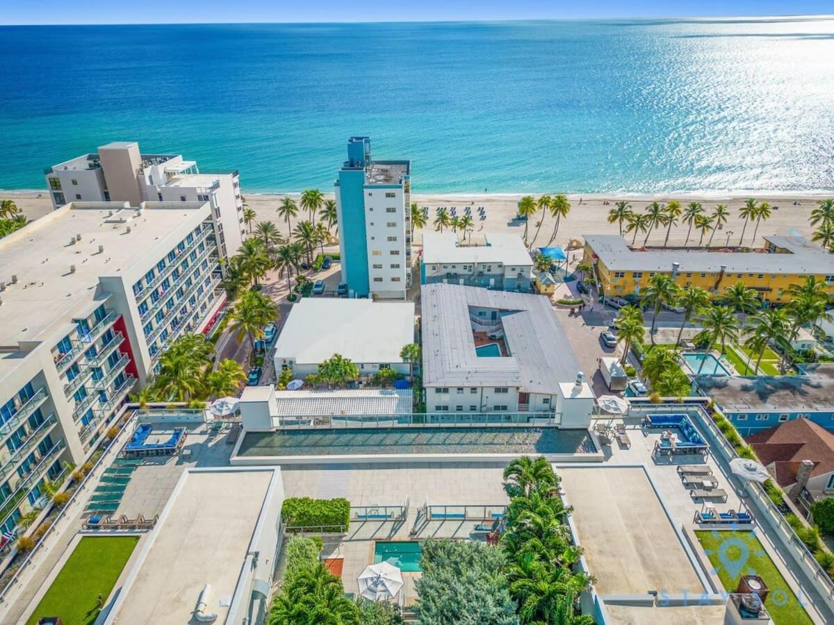 Rooftop Pool - Hollywood Beach Boardwalk Exterior foto